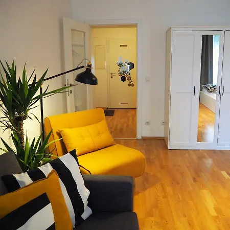 Apartamento Apstay ǀ Free Parking & Self Check-in *
