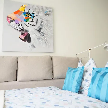 Apstay ǀ Parking Option & Self Check-in Graz