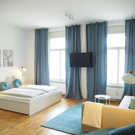 Apstay ǀ Parking Option & Self Check-in Graz