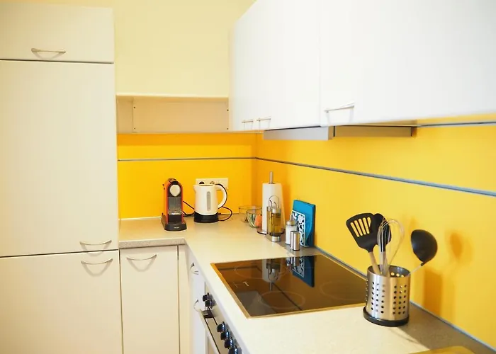 Apstay ǀ Parking Option & Self Check-in Грац