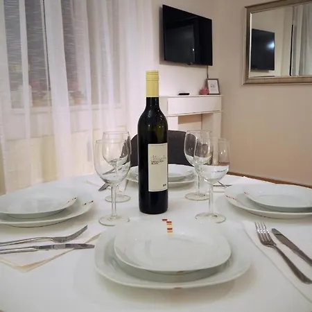 Apstay ǀ Parking Option & Self Check-in Appartement *