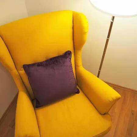 Apstay ǀ Parking Option & Self Check-in Graz