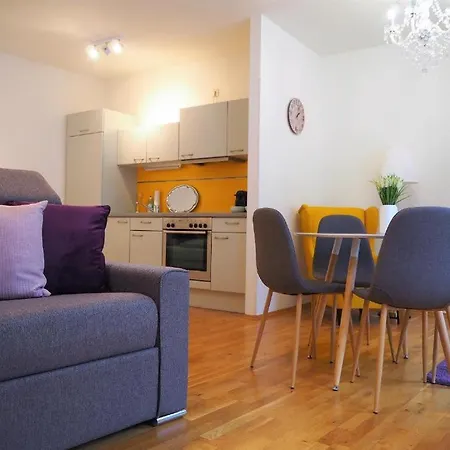 Apartment Apstay ǀ Free Parking & Self Check-in Graz