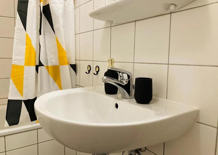 Appartamento Apstay ǀ Parking Option & Self Check-in *