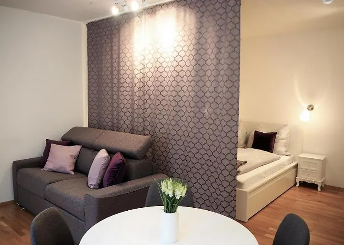 Apstay ǀ Parking Option & Self Check-in Apartment Graz